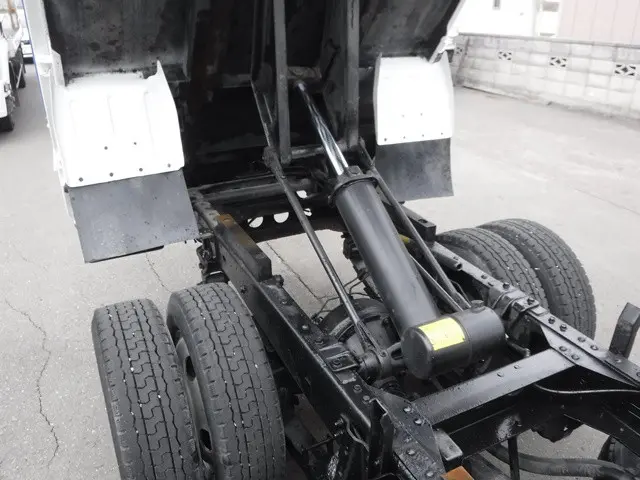 日野 デュトロ SKG-XZU675T(4WD)の写真22