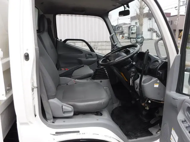 日野 デュトロ SKG-XZU675T(4WD)の写真27