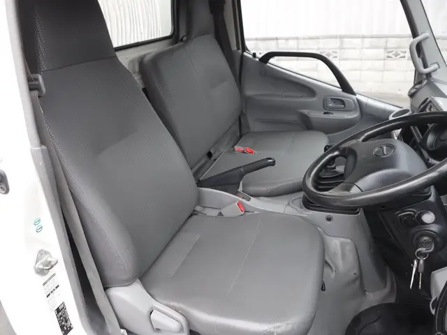 日野 デュトロ SKG-XZU675T(4WD)の写真28