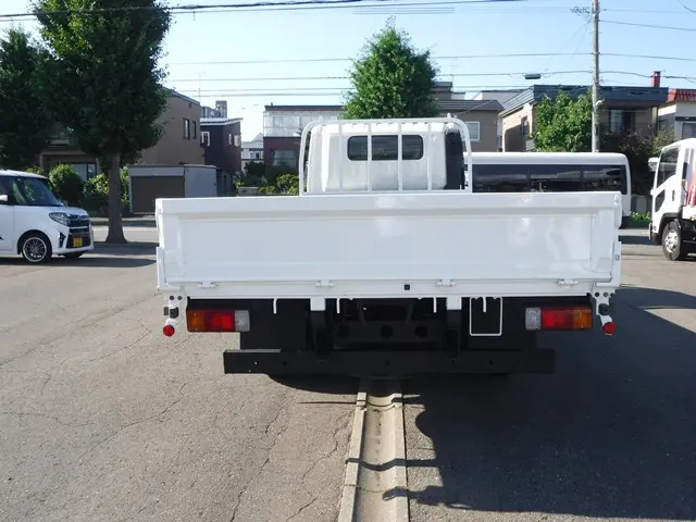 日野 デュトロ 2KG-XZU775M(4WD)の写真6