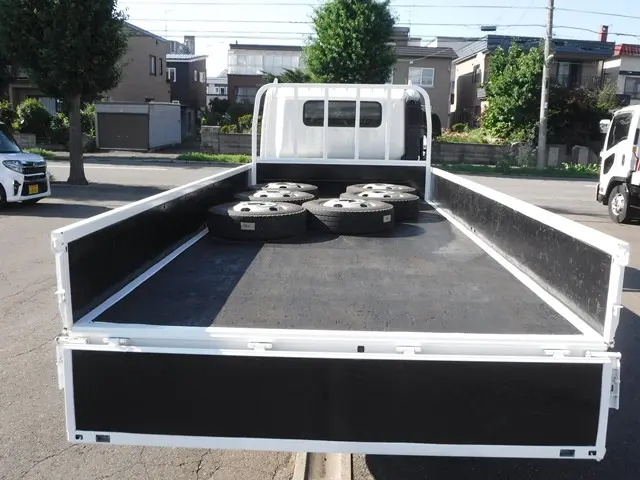日野 デュトロ 2KG-XZU775M(4WD)の写真20