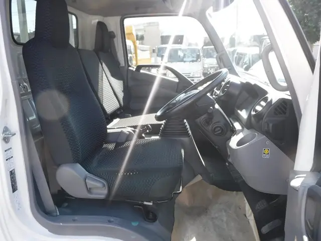 日野 デュトロ 2KG-XZU775M(4WD)の写真21
