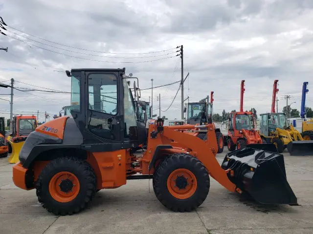 日立 ZW80S-5B YDN-H80(4WD)の写真4