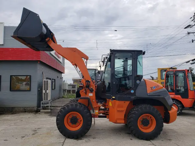 日立 ZW80S-5B YDN-H80(4WD)の写真5