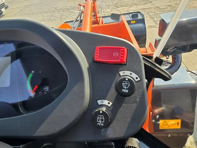 日立 ZW80S-5B YDN-H80(4WD)の写真36