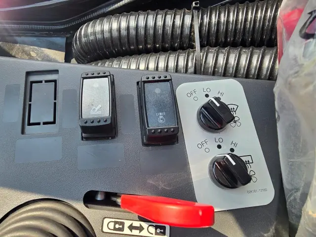 日立 ZW80S-5B YDN-H80(4WD)の写真38