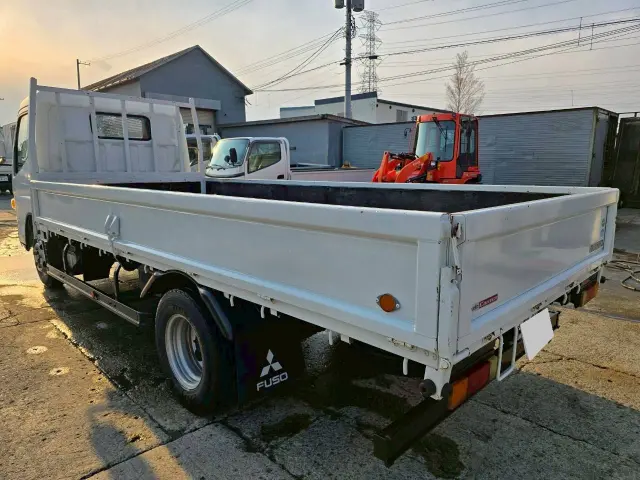 三菱 キャンター TKG-FEA20(2WD)の写真9