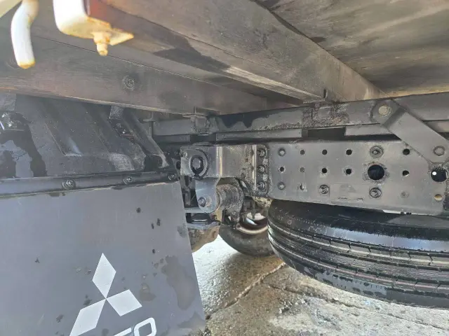 三菱 キャンター TKG-FEA20(2WD)の写真19