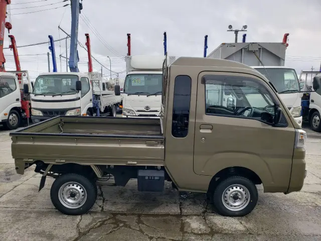 ダイハツ ハイゼットトラック 3BD-S510P(4WD)の写真4