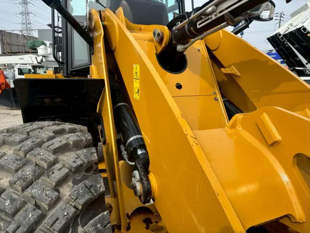 CAT 910M YDP-H22(4WD)の写真9