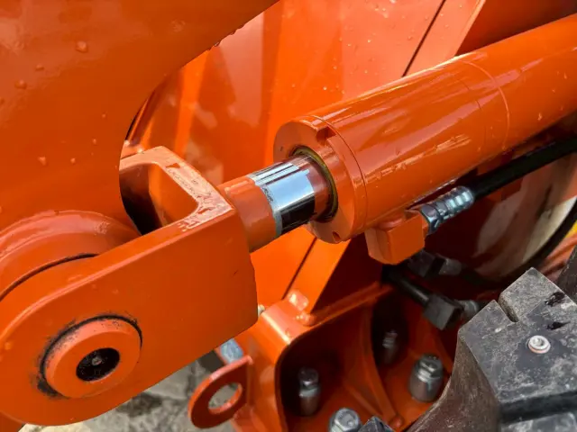 日立 ZW80S-5B YDN-H80(4WD)の写真11