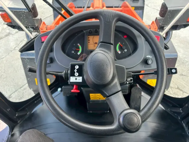 日立 ZW80S-5B YDN-H80(4WD)の写真23