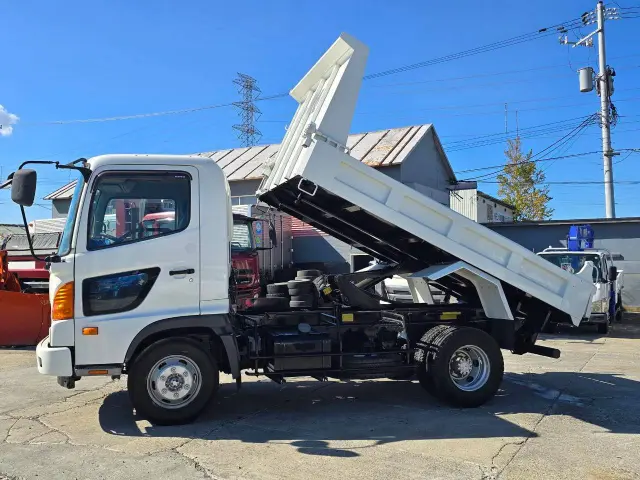 日野 レンジャー TKG-FC9JCAP(2WD)の写真5