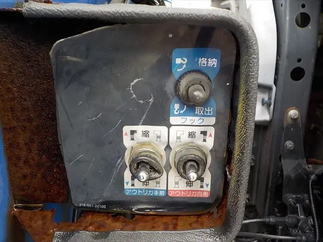 日野 レンジャー BKG-FC7JKYA(2WD)の写真24