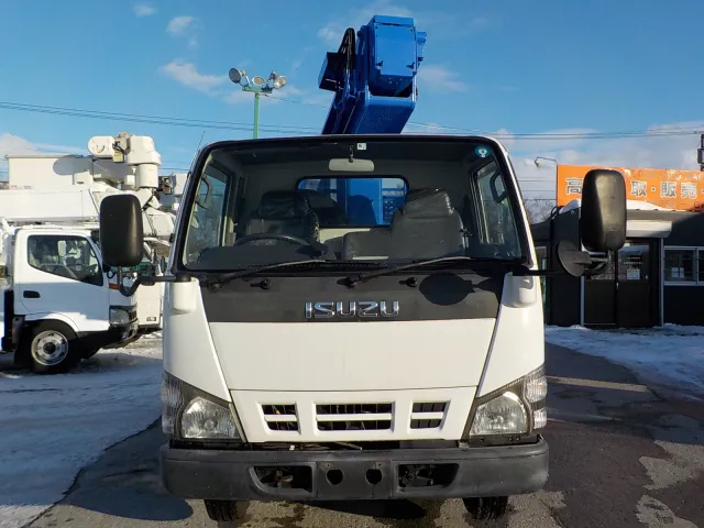 いすゞ エルフ PB-NKR81ANの写真2