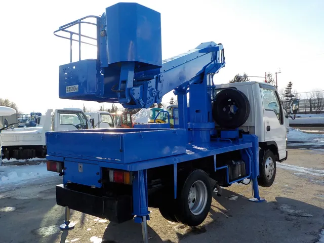 いすゞ エルフ PB-NKR81ANの写真5