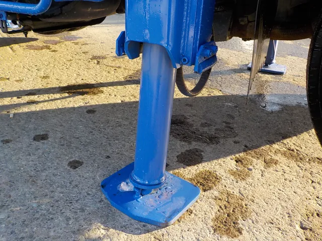 いすゞ エルフ PB-NKR81ANの写真9