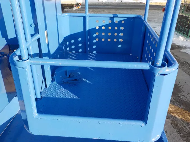 いすゞ エルフ PB-NKR81ANの写真22