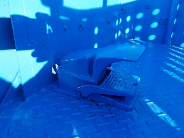 いすゞ エルフ PB-NKR81ANの写真24