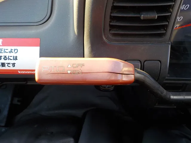 いすゞ エルフ PB-NKR81ANの写真47