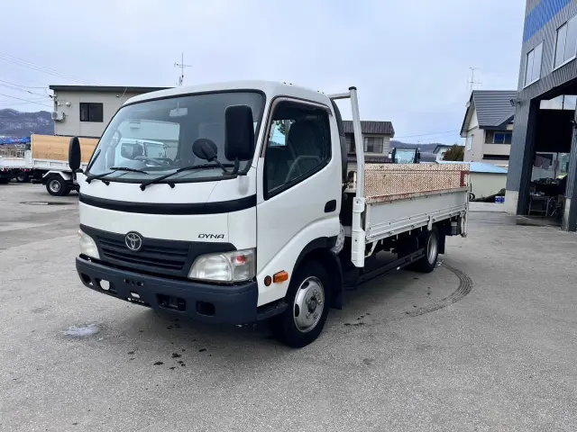 トヨタ ダイナ BKG-XZU454(2WD)の写真1