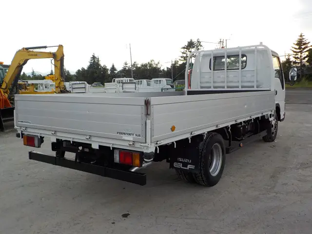 いすゞ エルフ PB-NPR81AR(2WD)の写真5