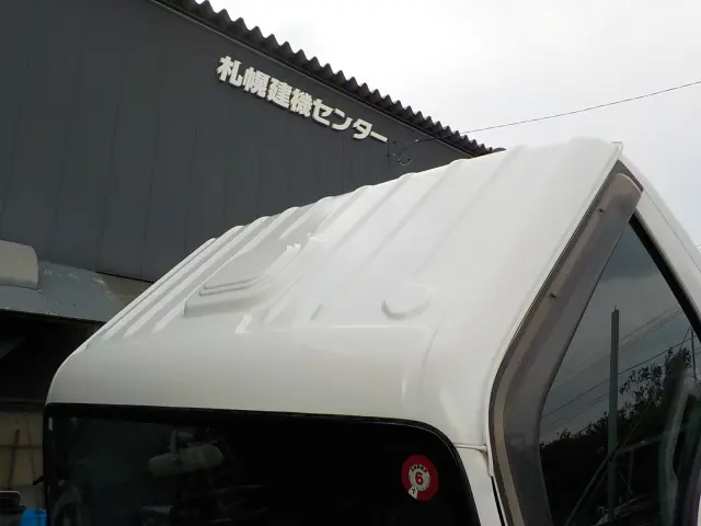 いすゞ エルフ PB-NPR81AR(2WD)の写真12