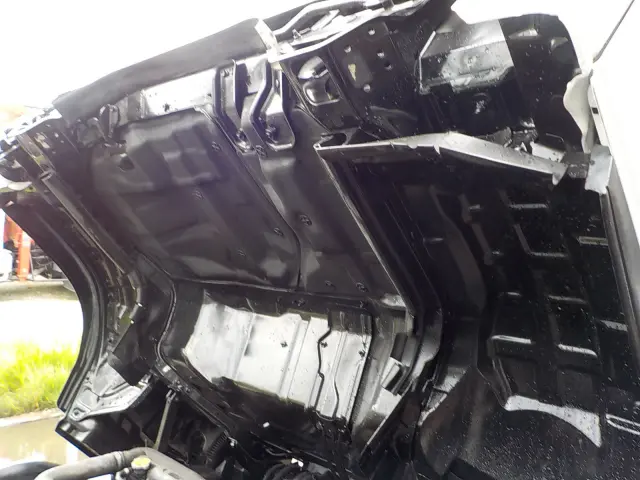 いすゞ エルフ PB-NPR81AR(2WD)の写真13