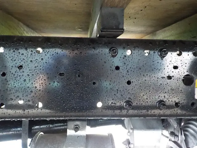いすゞ エルフ PB-NPR81AR(2WD)の写真22