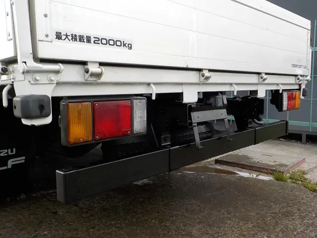 いすゞ エルフ PB-NPR81AR(2WD)の写真25