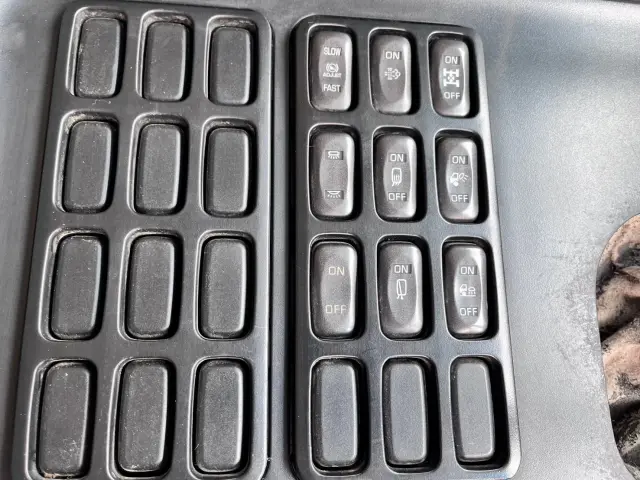 三菱 スーパーグレート QKG-FV50VXの写真34