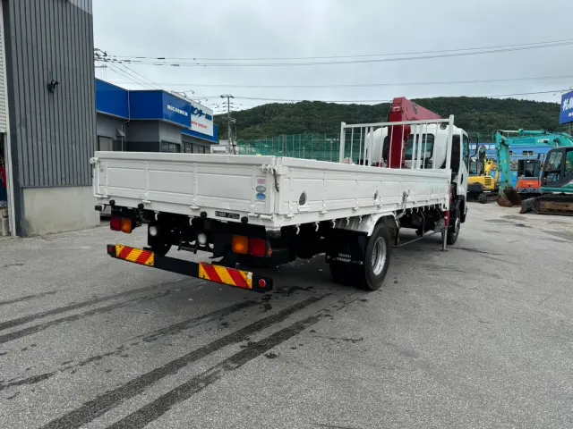 いすゞ フォワード TKG-FRR90S1(2WD)の写真6