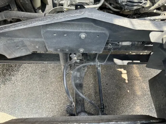 いすゞ フォワード TKG-FRR90S1(2WD)の写真37