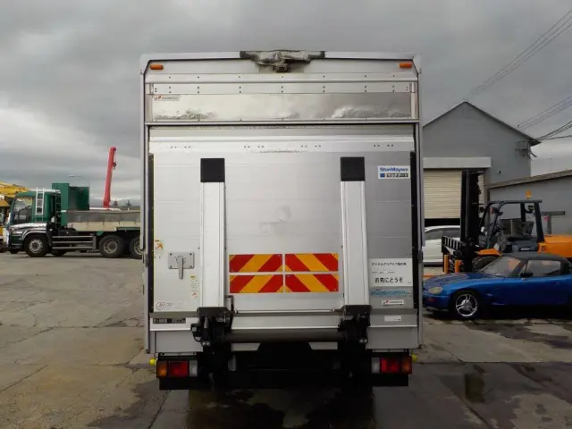 いすゞ エルフ TPG-NPR85YN(2WD)の写真7