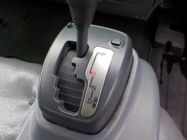 いすゞ エルフ TPG-NPR85YN(2WD)の写真28