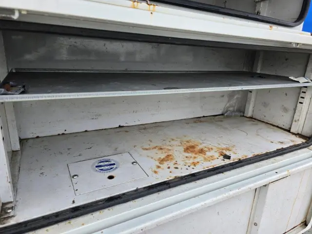 いすゞ エルフ 4HL1(2WD)の写真17