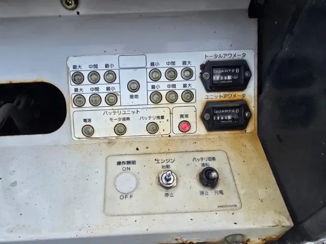 いすゞ エルフ 4HL1(2WD)の写真27