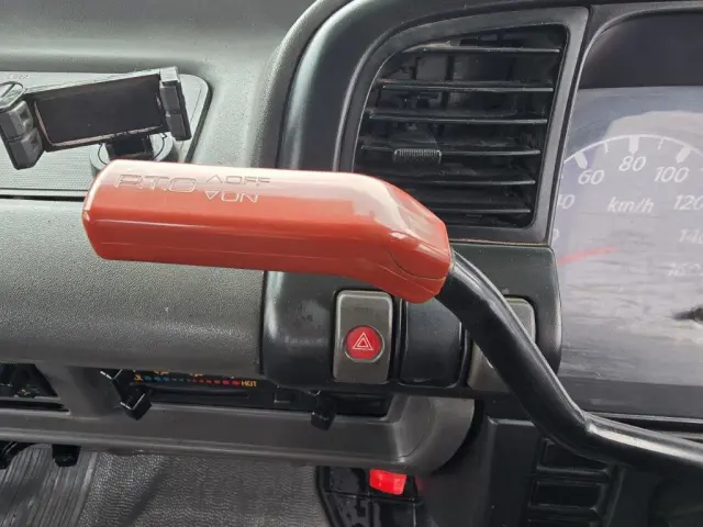 いすゞ エルフ 4HL1(2WD)の写真33