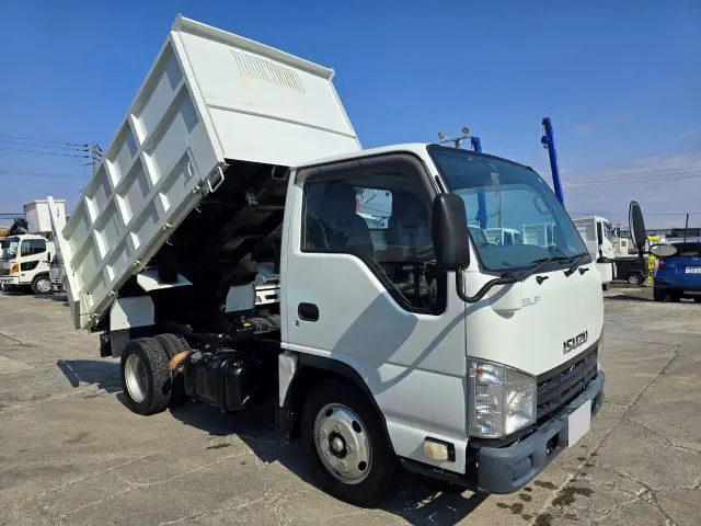 いすゞ エルフ TKG-NJR85AD(2WD)の写真4