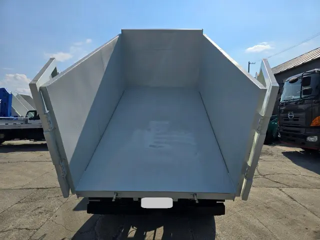 いすゞ エルフ TKG-NJR85AD(2WD)の写真8