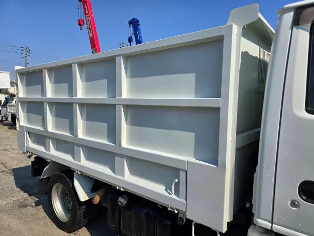 いすゞ エルフ TKG-NJR85AD(2WD)の写真10