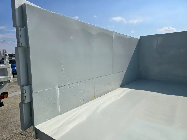 いすゞ エルフ TKG-NJR85AD(2WD)の写真16