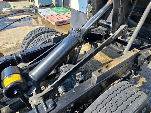 いすゞ エルフ TKG-NJR85AD(2WD)の写真24