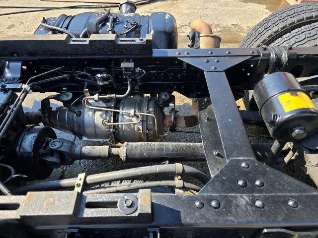 いすゞ エルフ TKG-NJR85AD(2WD)の写真27