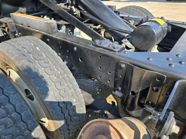 いすゞ エルフ TKG-NJR85AD(2WD)の写真29