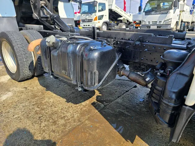 いすゞ エルフ TKG-NJR85AD(2WD)の写真33