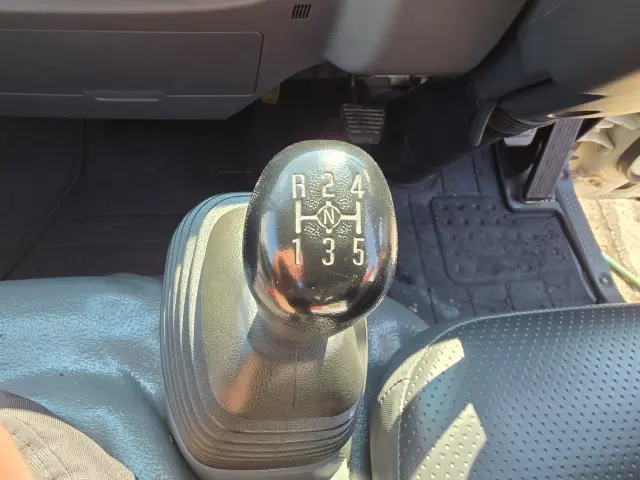 いすゞ エルフ TKG-NJR85AD(2WD)の写真37