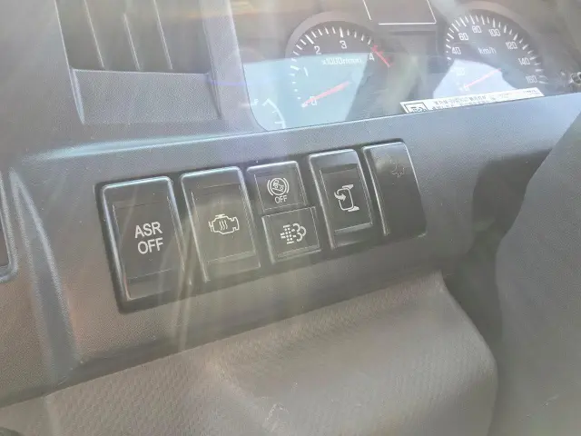 いすゞ エルフ TKG-NJR85AD(2WD)の写真42