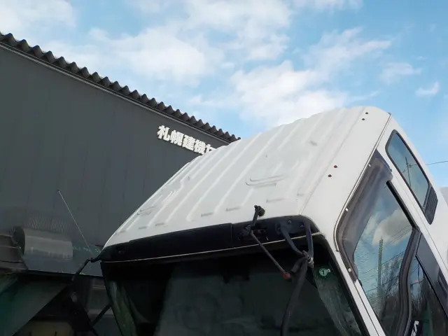 いすゞ ギガ QKG-CXZ77AT(2WD)の写真15