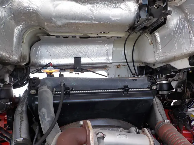 いすゞ ギガ QKG-CXZ77AT(2WD)の写真17